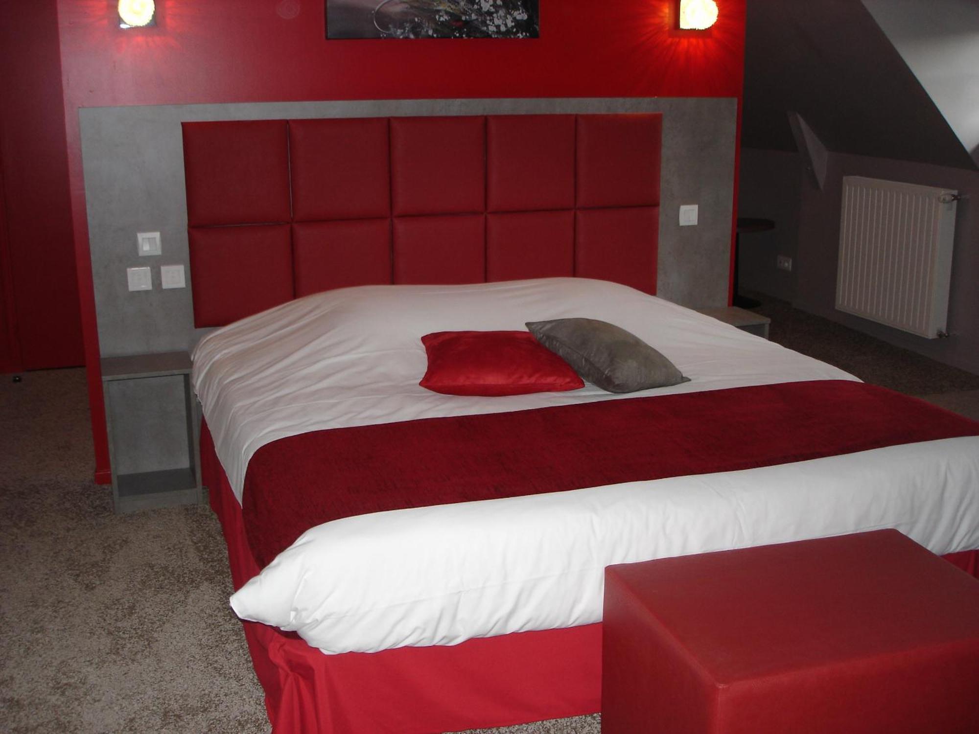 Logis Hotel Spa Restaurant Au Site Normand Clécy 외부 사진